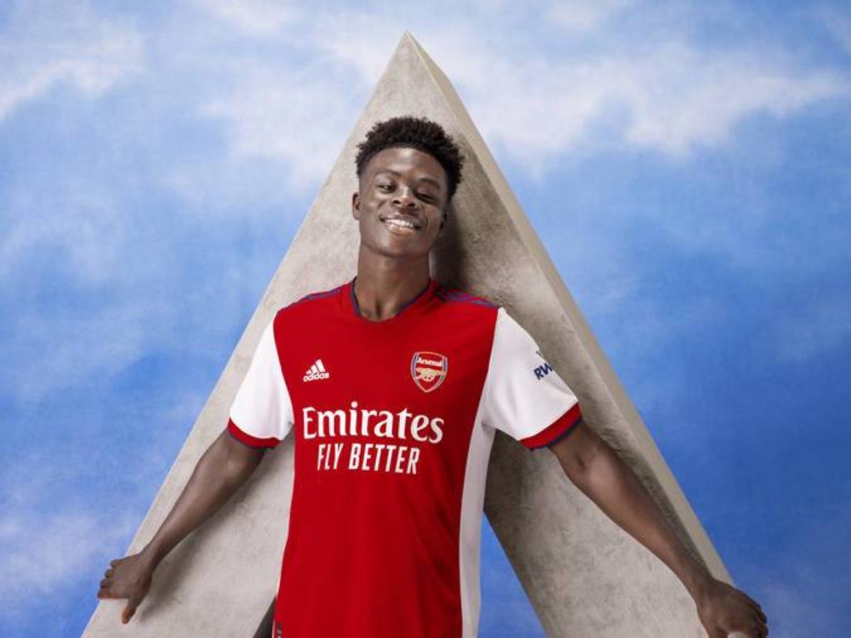 PICTURES: Arsenal players model in new home kit for the 2021/2022 
